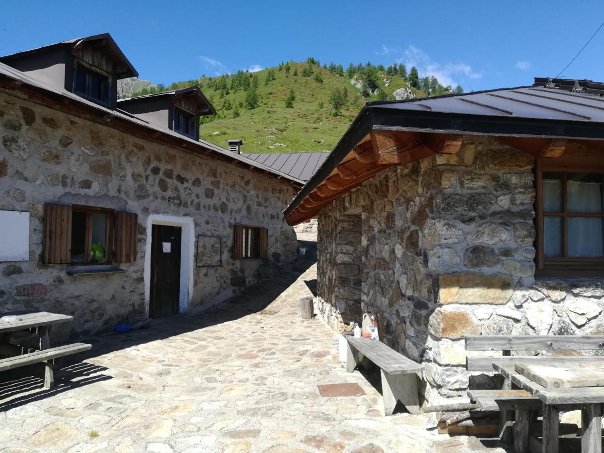 B&B Butterfly Bresimo Buitenkant foto